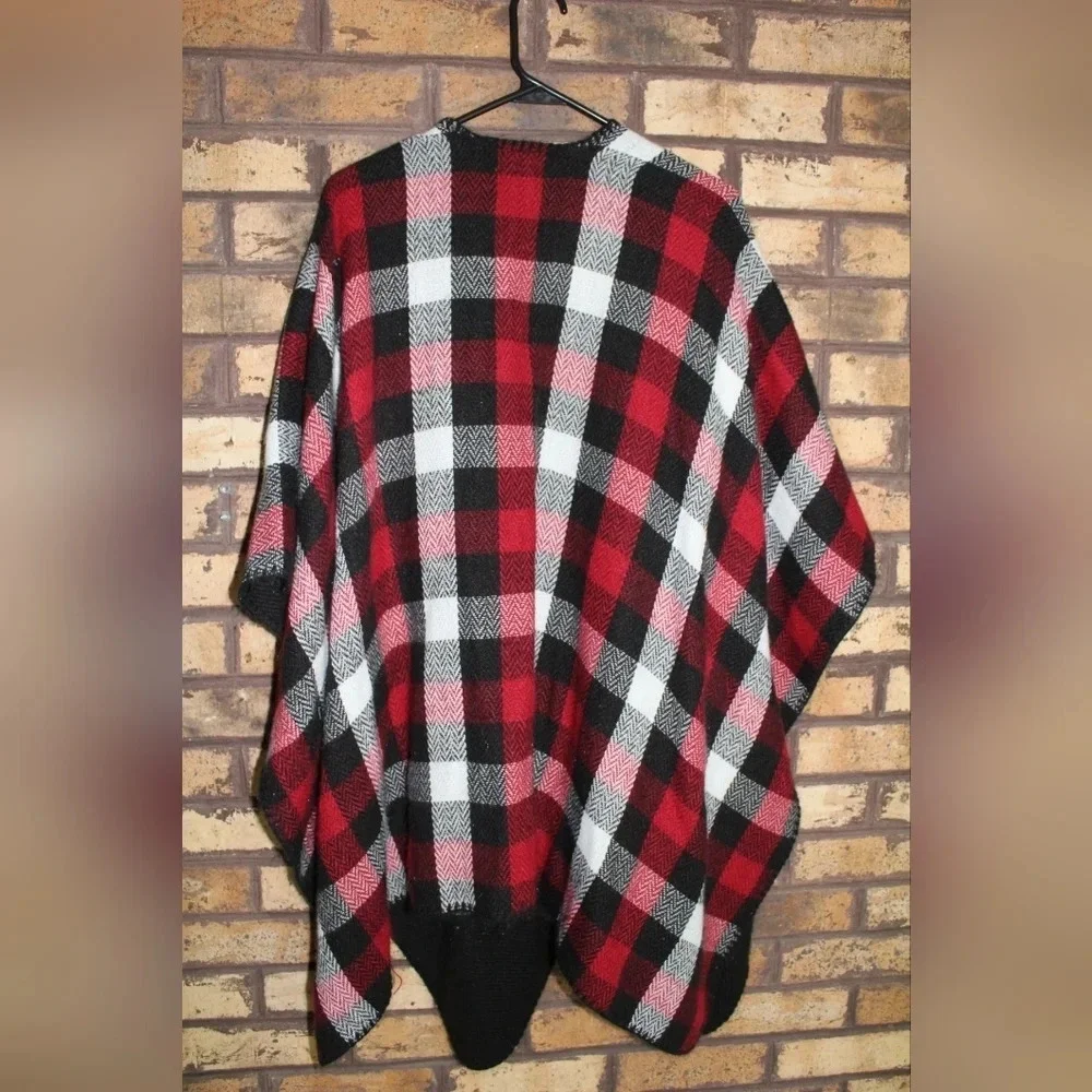 Woolrich plaid reversible poncho sweater